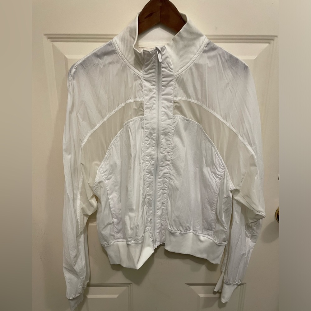 Lululemon shell jacket